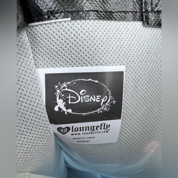 2 Disney Loungefly Hot Topic Totes Beauty & The Beast Nightmare Before Christmas - Picture 15 of 15